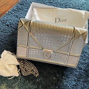 Dior Diorama Clutch in Silver Microcannage Leather
